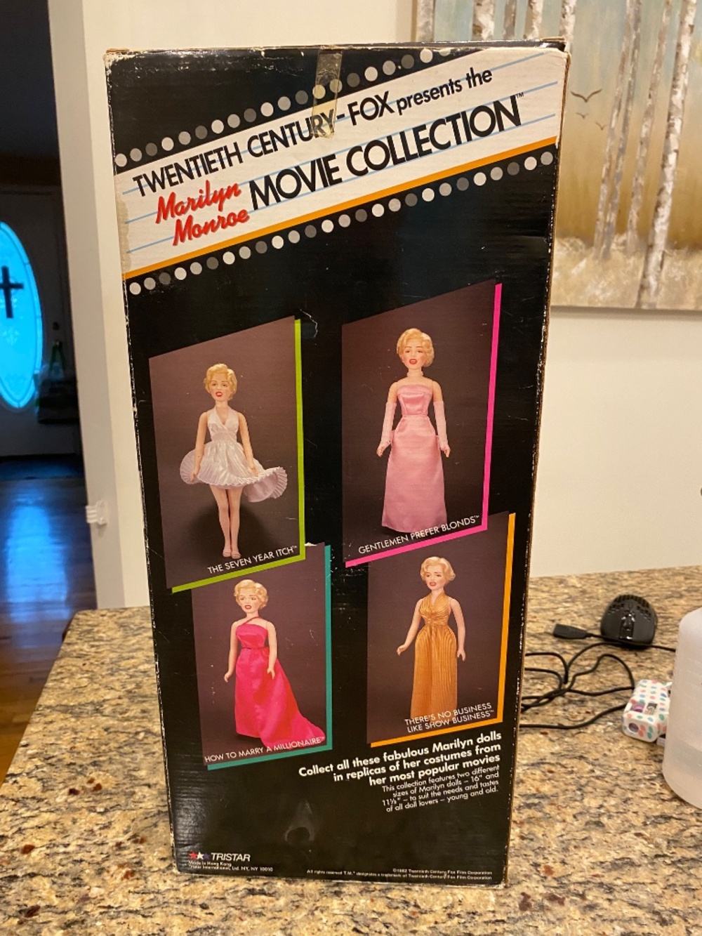 How to marry a millionaire Marilyn Monroe doll 1982 - Picture 2 of 2